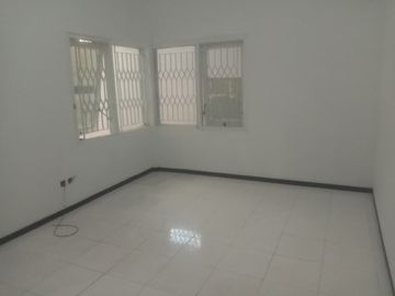 Disewakan Rumah Siap Pakai Di Jl. Anyelir Graha Padma Semarang