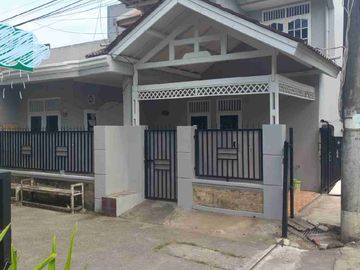 rumah 2 lantai di dasana indah