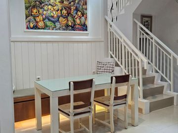 Dijual Rumah Layar Permai Uk 6X15 , SHM , Hadap Selatan