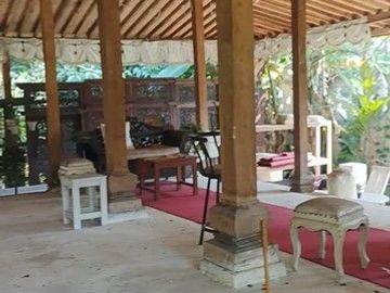 Tanah Luas Bonus Bangunan Cocok Untuk Investasi Lokasi Favorit di Sleman