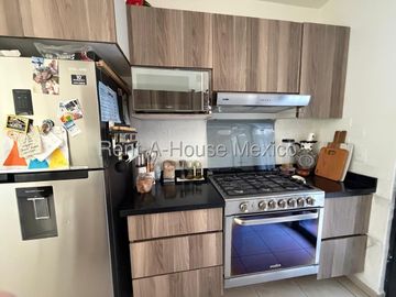 VENTA CASA RINCONES DEL MARQUES, TERRENO EXCEDENTE, 3 RECAMARAS 3 BAÑOS.