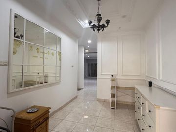ANA RUMAH UK 6X21M DALAM KOMPLEK JELAMBAR