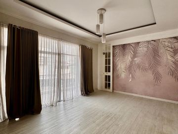 ANA RUMAH UK 6X21M DALAM KOMPLEK JELAMBAR