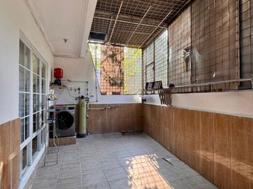 ANA RUMAH UK 6X21M DALAM KOMPLEK JELAMBAR