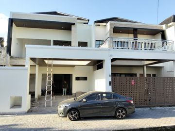 Dijual Rumah Baru 2 Lantai lokasi Di Jalan Kaliurang KM. 7 Dekat UGM
