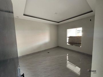 Rumah Baru 4 Kamar Tidur Dijual, di Area Buluh Indah Denpasar
