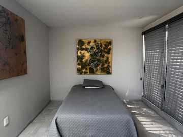 Departamento de lujo amueblado en León moderno muy cerca de Poliforum , , salida a Silao ,