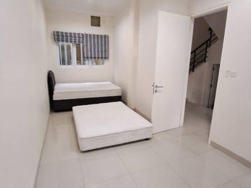 DISEWAKAN CEPAT CLUSTER SAN LORENZO FURNISHED DI GADING SERPONG