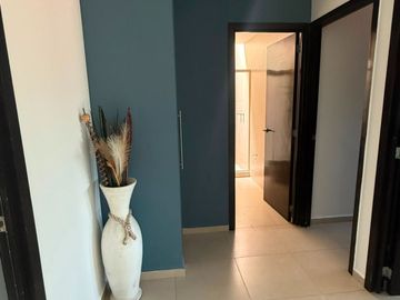 VENTA DE CASA EN GRAN JARDIN EN PRIVADA