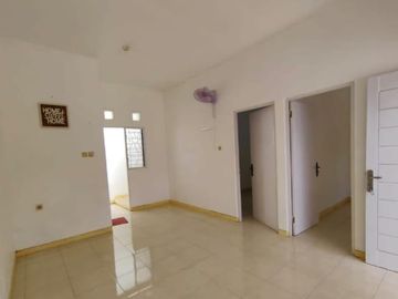 Rumah Sukolilo Dian Regency 1, Keputih 1 Lantai