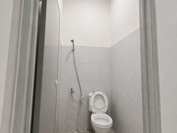 Jual Over Kredit Rumah 73JT di Grand Mahkota Bekasi dkt Tol Gabus
