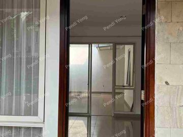 Disewakan murah Rumah The Green