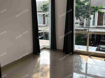 Disewakan murah Rumah The Green