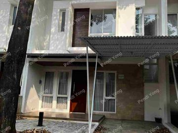 Disewakan murah Rumah The Green