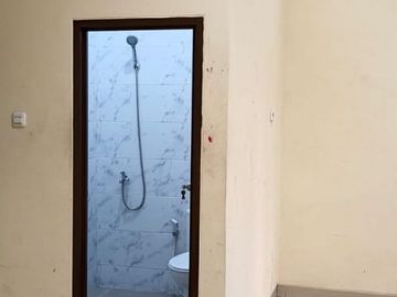 Disewakan Rumah Hook Taman Palem Lestari Jakarta Barat | Dekat Green Sedayu Mall
