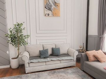 TERMURAH DIJUAL RUMAH 2,5 LANTAI HOOK SEMI FURNISH DALAM KOMPLEK GEGERKALONG BANDUNG