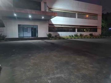 DISEWAKAN GUDANG SIAP PAKAI – DELTA SILICON INDUSTRI, LIPPO CIKARANG