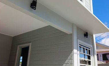 MODERN TAGAYTAY TOWNHOUSE FOR SALE IN BONIFACIO DRIVE TAGAYTAY CITY-MC