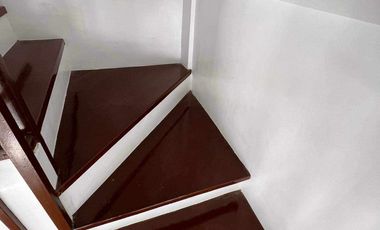 Duplex House For Sale  For Sale in Maitim 2nd East Tagaytay City (outside subd)-MC