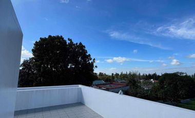 Duplex House For Sale  For Sale in Maitim 2nd East Tagaytay City (outside subd)-MC