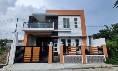 House and Lot For Sale in Maitim 2nd Central Tagaytay City (outside subd)-MC