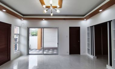 House and Lot For Sale in Maitim 2nd Central Tagaytay City (outside subd)-MC