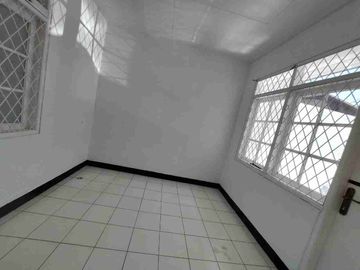 di sewakan rumah arcmanik kota bandung dekat soekarno hatta