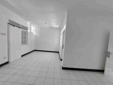 di sewakan rumah arcmanik kota bandung dekat soekarno hatta