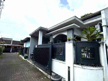 Rumah Selat Bali Sawojajar Malang
