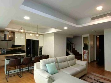 Di Sewakan Cepat Unit Garden Penthouse Twr 2 URESIDENCE Apartment