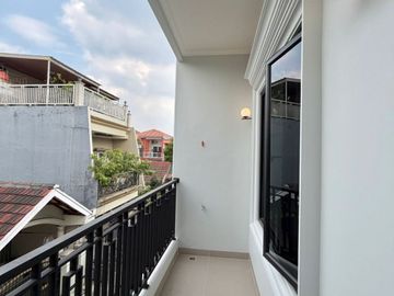 Dijual rumah baru dan siap huni di cipondoh makmur