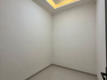 Dijual rumah baru dan siap huni di cipondoh makmur