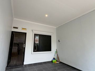 Dijual rumah baru dan siap huni di cipondoh makmur
