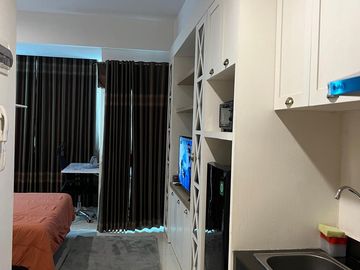 DiSewakan Apartemen Roseville Type Studio 30sqm Fully Furnsih - Fasilitas Lengkap Tinggal Bawa Koper