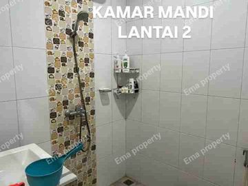 Dijual rumah di Gayungsari dekat A. yani