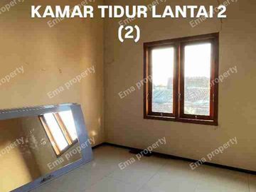 Dijual rumah di Gayungsari dekat A. yani
