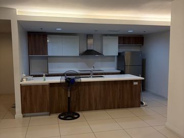 Fire Sale 3-Bedroom Residence at Arbor Lanes, Arca South, Taguig