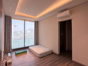 Rumah Mewah Full Furnished, Siap Huni Navapark Cluster Lyndon - BSD