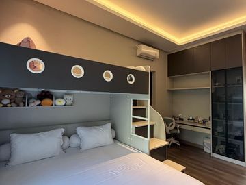 Rumah Mewah Full Furnished, Siap Huni Navapark Cluster Lyndon - BSD