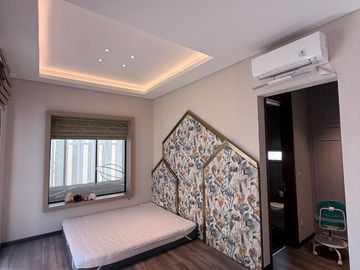 Rumah Mewah Full Furnished, Siap Huni Navapark Cluster Lyndon - BSD