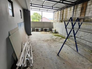 Dijual Ruko di Kota Baru Parahyangan, Strategis Depan Hotel Mason Pine
