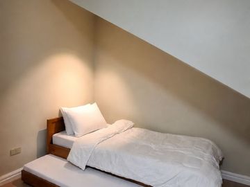 Newly Renovated 3-Bedroom 106.4 sqm Condo with Parking at Baguio Pines Garden Villas For Sale!