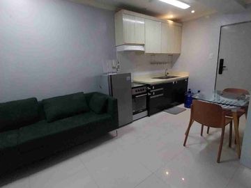 For Rent 2 Bedrooms Semi Furnished Condo Unit & Allowed Pet in Talamban