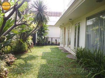 Disewakan Rumah Mewah 5Kt di Area Kemang/Pejaten Jakarta Selatan | Std709