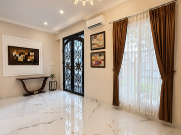 DIJUAL RUMAH Baru 3 lantai di CLUSTER SCARLET - THE SPRINGS - GADING SERPONG