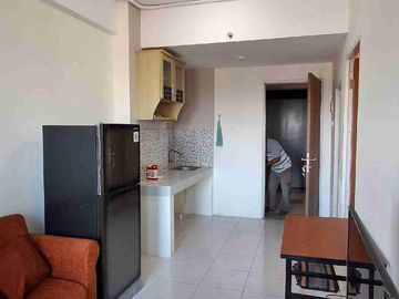 Di Sewakan Bulanan Puncak Dharmahusada 2BR Full Furnish
