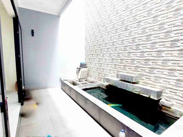 Dijual Rumah Siap Huni Cluster Crystal Gading Serpong