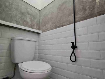 DIJUAL / DISEWAKAN RUMAH DURI KOSAMBI