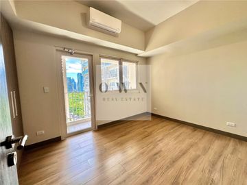Smart Home 1 Bedroom | Park Mckinley West, Fort Bonifacio | Rent to Own For Sale