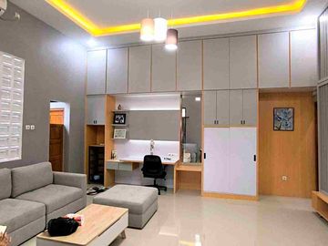 Rumah Baru Full Furnished Mewah di Kawasan Ums
